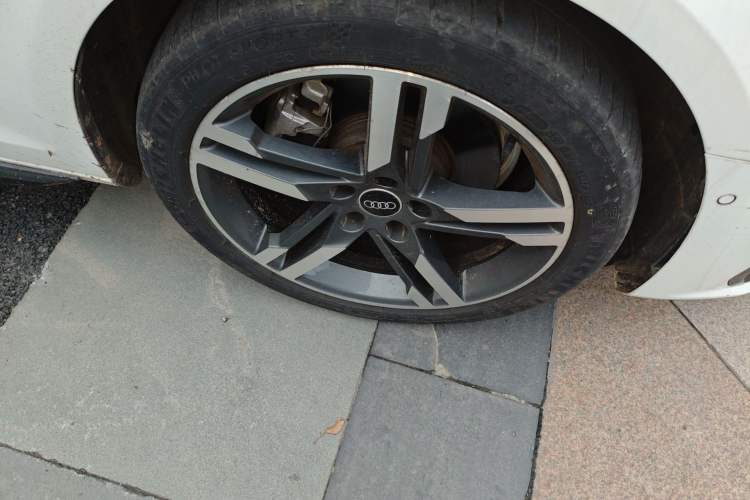 Used Audi A4L 2022 40 TFSI Luxury Dynamic Model
