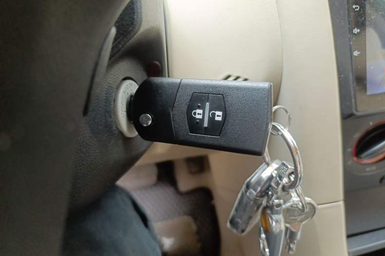 Used Mazda 3 2010 1.6L Automatic Classic Stylish Version Vehicle Key