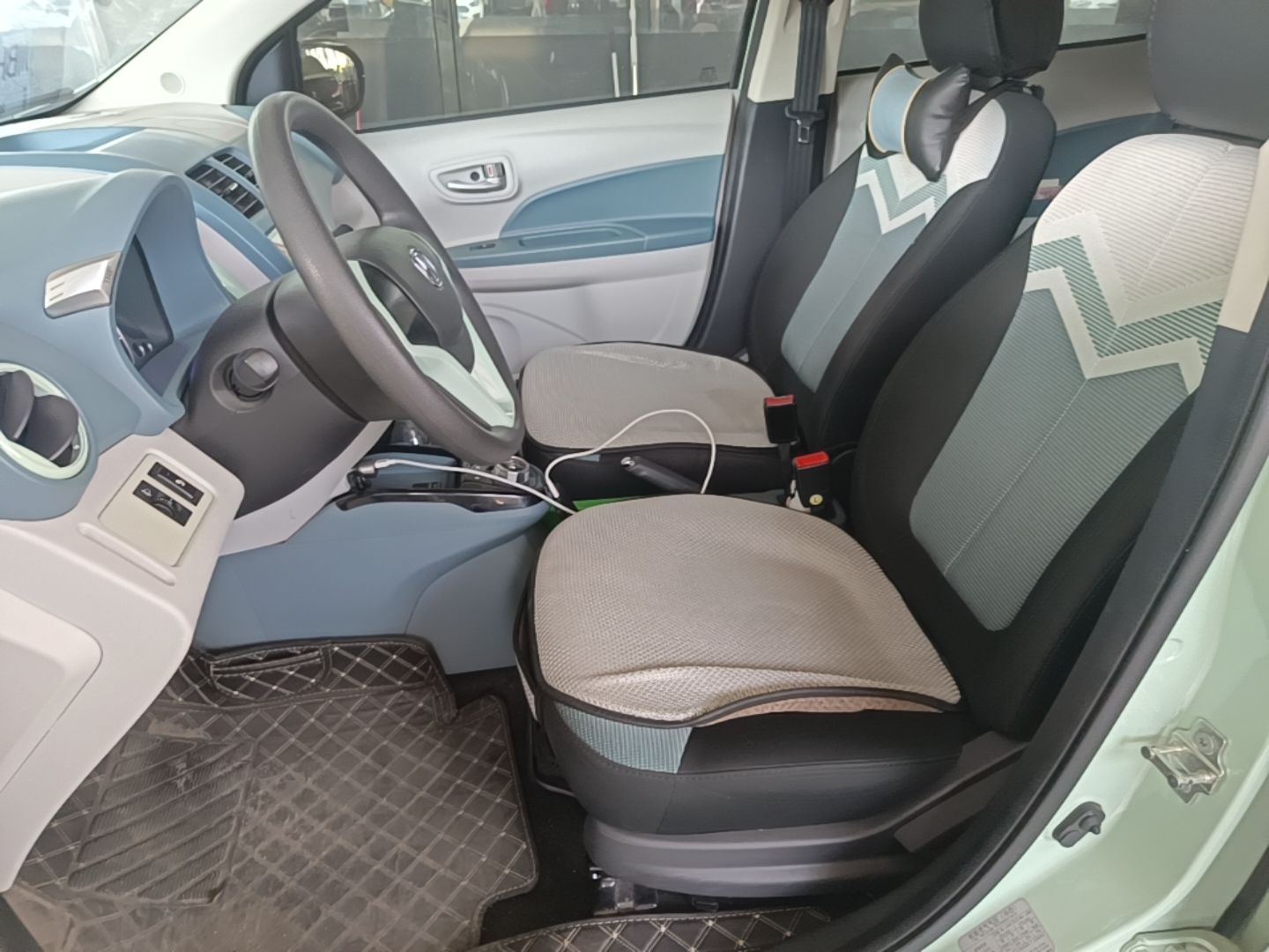 Interno anteriore