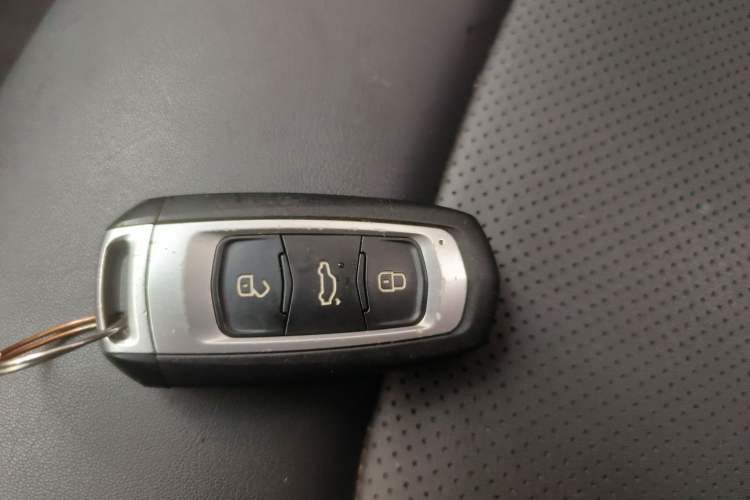 Used Geely Auto Emgrand GL 2018 1.8L DCT Elite Smart Connectivity Version