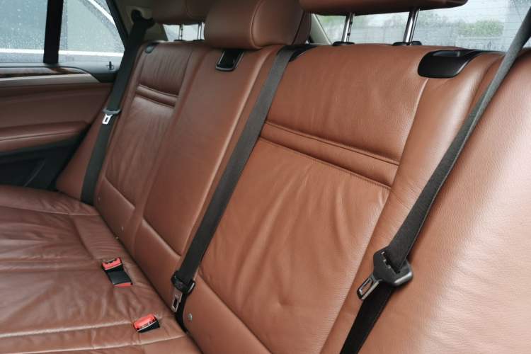 Used BMW X5 2013 xDrive35i Leading Model Left Rear Seat