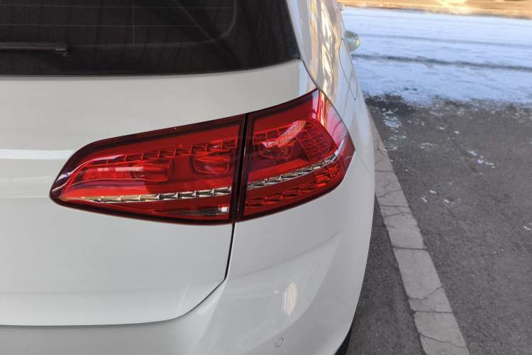 Used Volkswagen Golf 2015 1.4TSI Automatic Comfort Model
