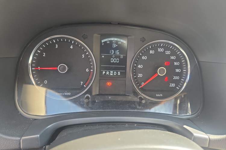 Used Volkswagen Lavida 2011 1.6L Automatic PinYou Edition Instrument Cluster