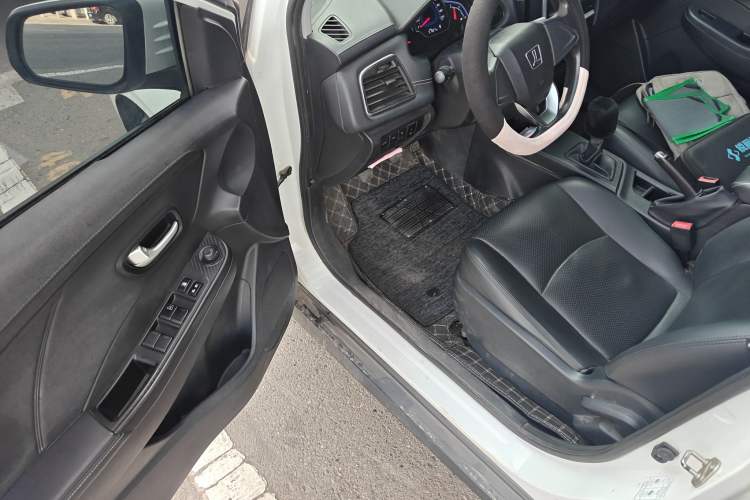 Used Luxgen S3 2016 1.6L Manual Smart Edition