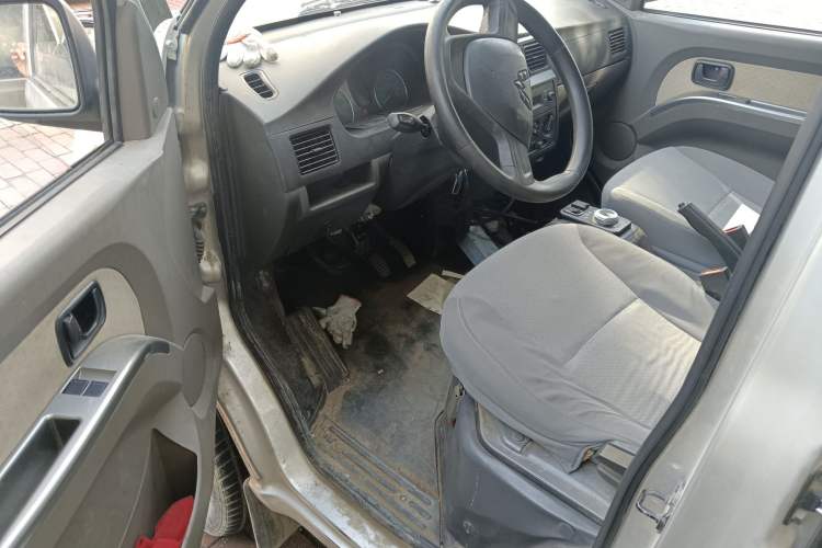 Used Wuling EV50 2020 Pure Electric Van Logistics Vehicle – Penghui Non-Heated Battery
