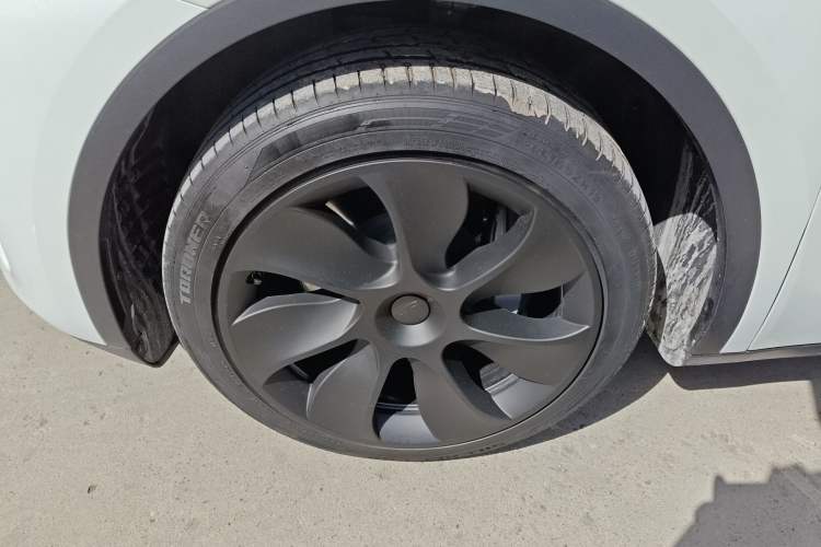 Used Tesla Model Y 2024 Rear-Wheel-Drive Version