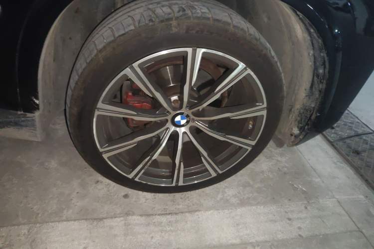 Used BMW X5 2011 xDrive35i Leading Model