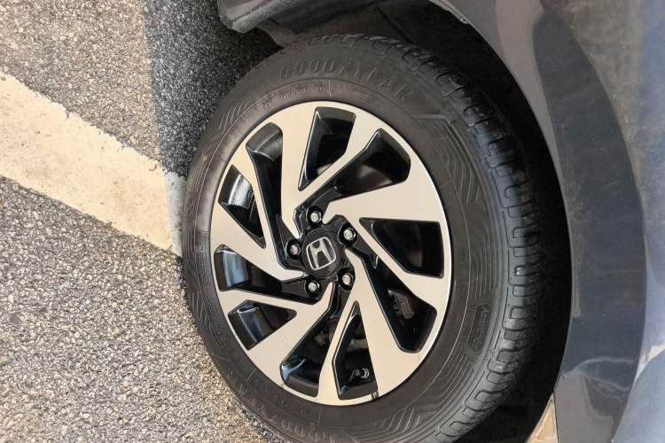 Used Honda Civic 2016 220TURBO CVT Luxury Edition
