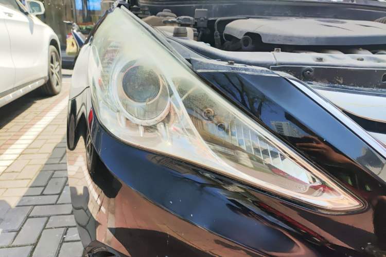 Used Hyundai Sonata 2013 2.0L Automatic Prestige Edition Right Front Headlight