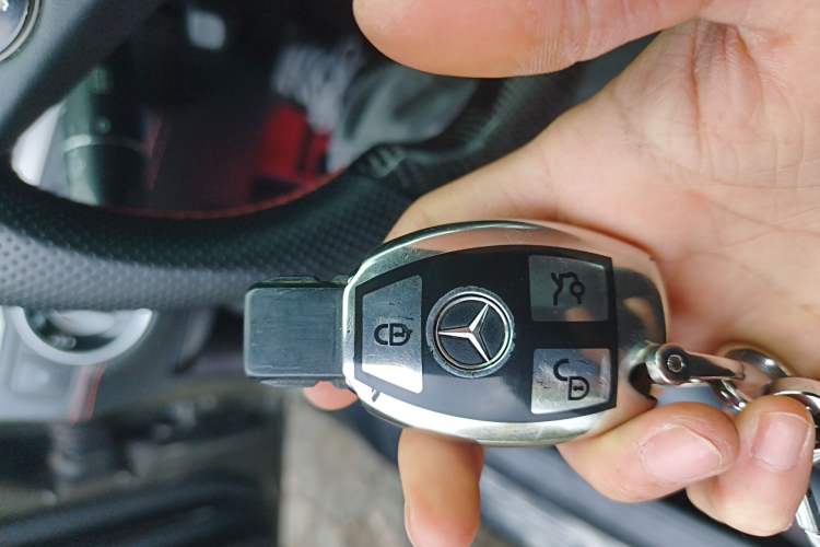 Used Mercedes-Benz E-Class 2010 E 260 CGI Coupe