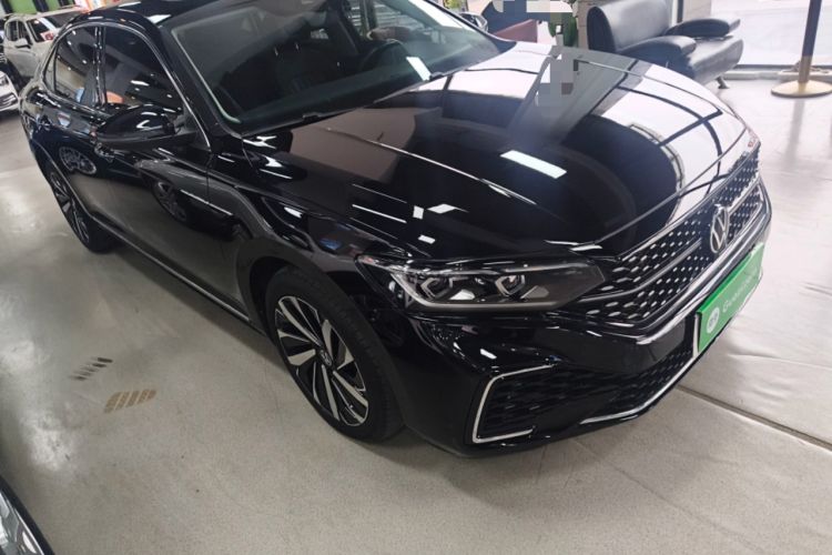 Used Volkswagen Passat 2022 330TSI Starry Luxury Edition Exterior 1