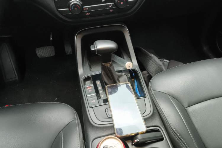 Used Qoros 5 2018 Revised Version 1.6T Automatic Leading Edition