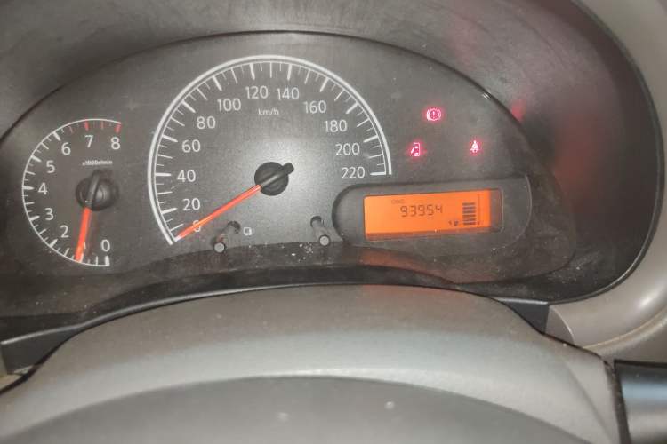 Used Nissan Sunny 2016 1.5XE Manual Leading Edition
