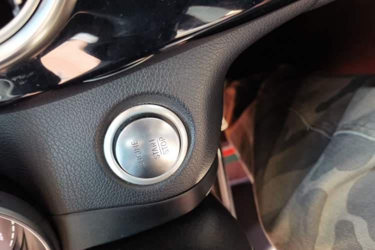 Used Mercedes-Benz GLC 2017 GLC 200 4MATIC
