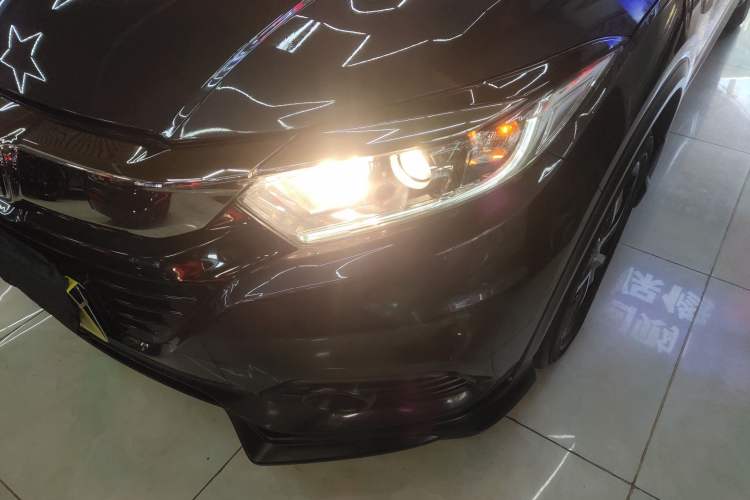 Used Honda Vezel 2020 1.5L CVT Pioneer Edition
