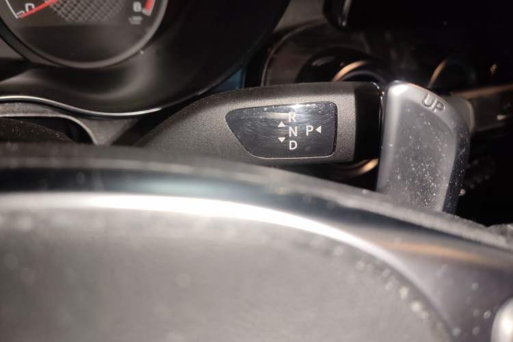 Used Mercedes-Benz GLC AMG 2018 AMG GLC 63 4MATIC+ Gear Lever