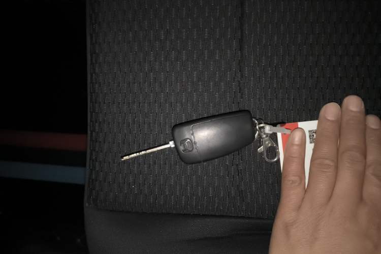 Used Suzuki Wagon R X5 2013 Revised Version 1.4L VVT Cruise Edition