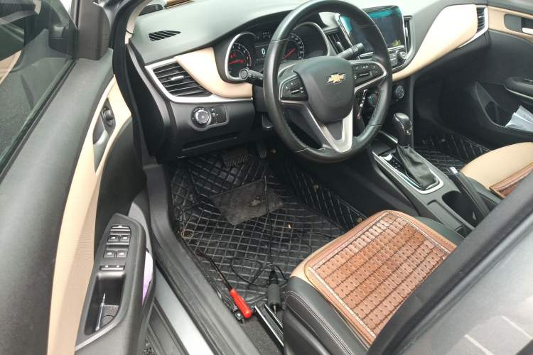 Used Chevrolet Monza 2021 320 Automatic Enjoyment Sunroof Edition