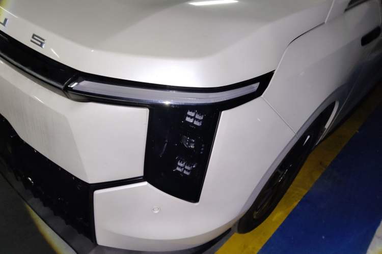 Used SAIC MAXUS Dajia 7 2024 Revised Version Super Hybrid Long-Range Edition Enjoyment Version Left Front Headlight