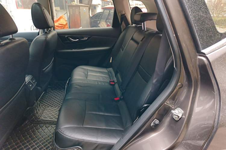 Used Nissan X-Trail 2019 2.0L CVT Smart Connect Comfort Edition 2WD