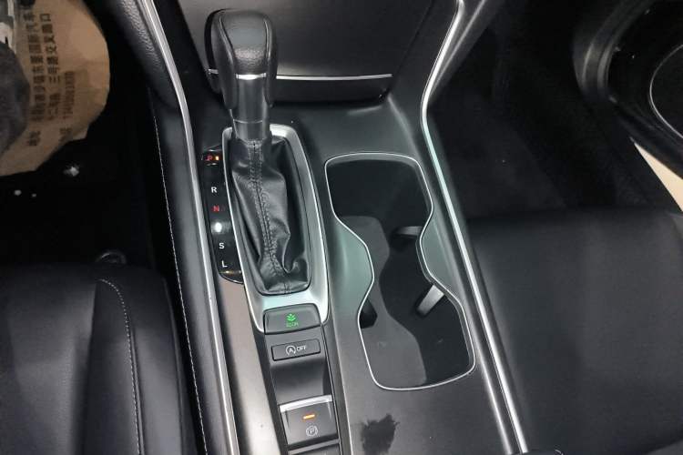 Used Honda Accord 2022 260TURBO Luxury Edition Gear Lever