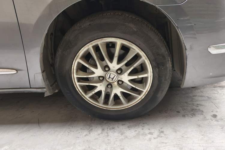 Used Honda Odyssey 2009 2.4L Comfort Edition Right Front Wheel Hub