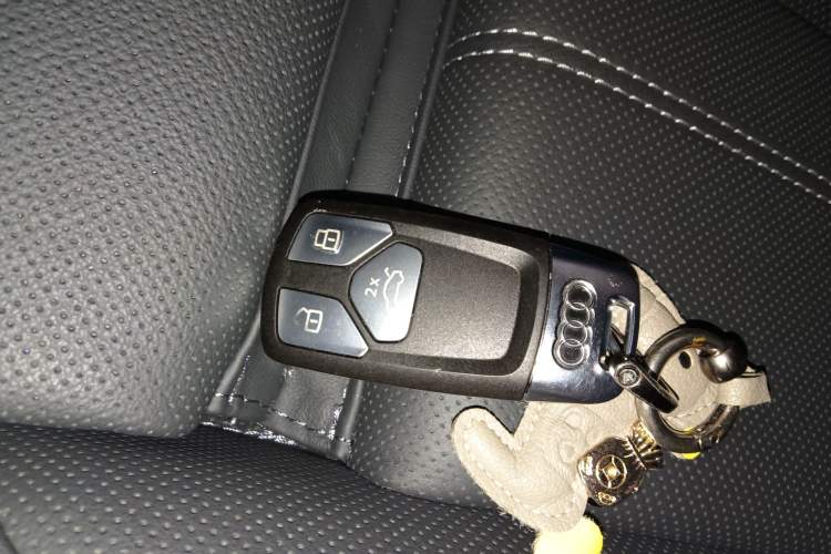 Used Audi A4L 2023 40 TFSI Luxury Dynamic Model