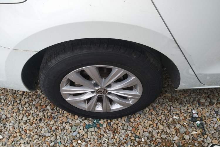 Used Volkswagen Bora 2018 1.5L Automatic Fashion Model Right Rear Wheel Hub