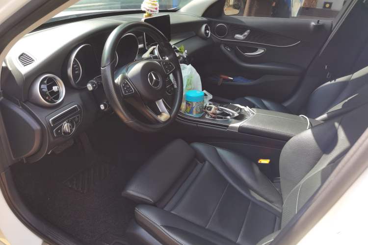 Used Mercedes-Benz C-Class 2015 C 200 station wagon Left Front Seat
