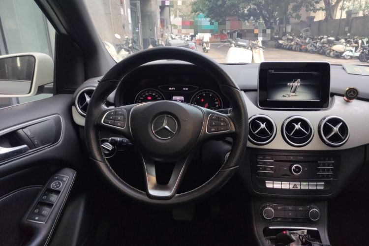 Used Mercedes-Benz B-Class 2015 B 200 Sport Edition