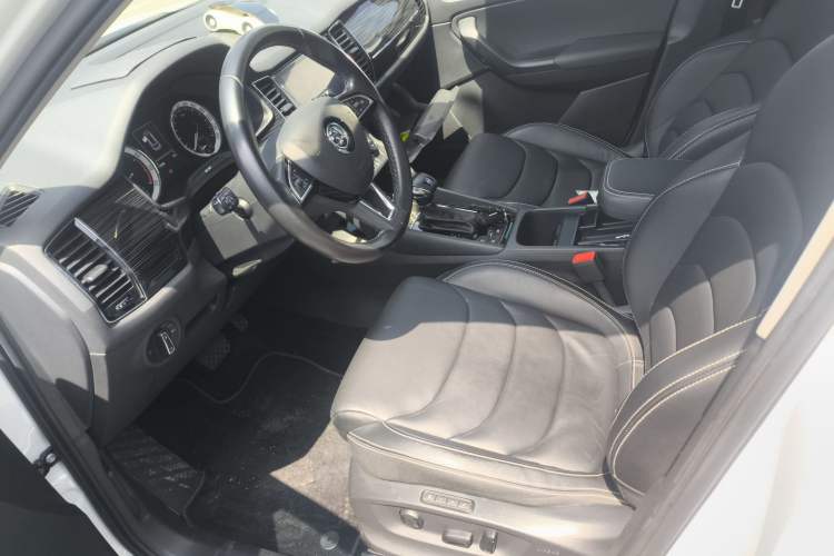 Used Skoda Kodiaq 2018 Facelifted TSI330 5-Seater Two-Wheel-Drive Luxury Enjoyment Edition Left Front Seat