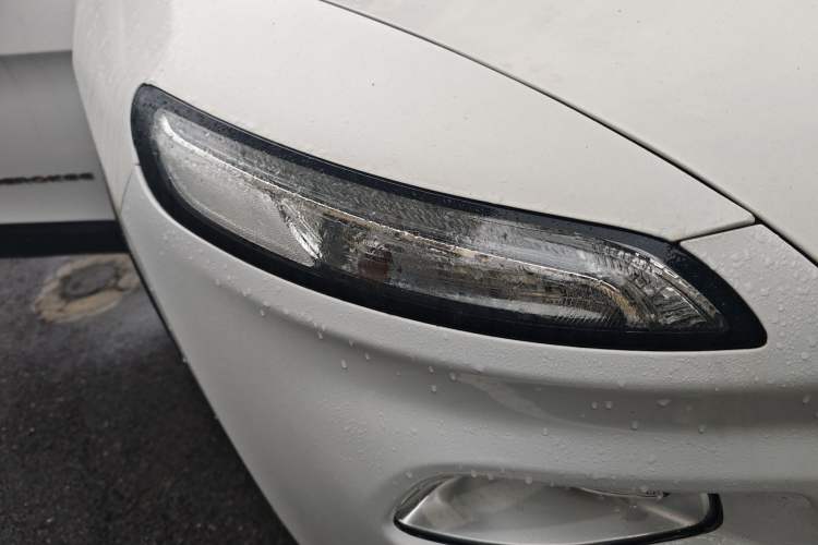 Used Jeep Cherokee 2016 2.4L Superior Edition Right Front Headlight