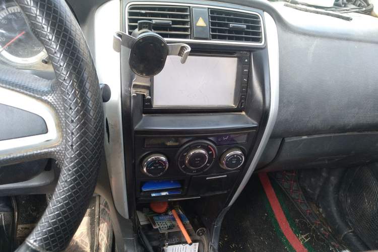 Used Suzuki Liana A6 2014 Sedan 1.4L Manual Enjoyment Model
