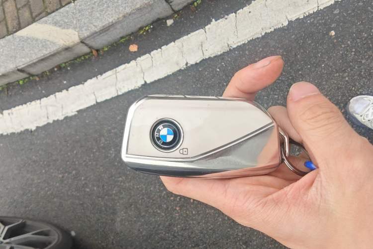 Used BMW X5 2023 xDrive 30Li Luxury M Sport Night Edition Package
