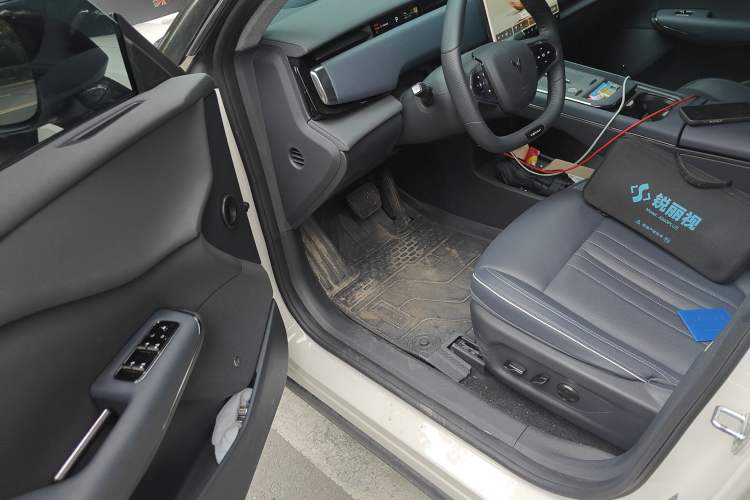 Used VOYAH COURAGE 2024 Long-Range Smart Edition