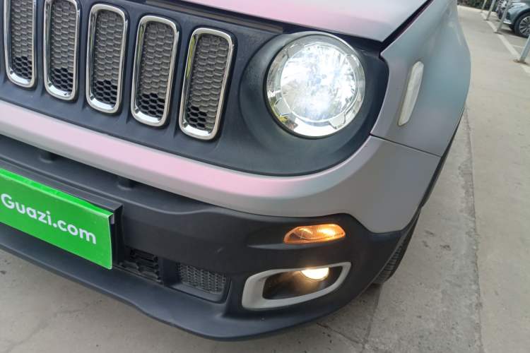 Used Jeep Renegade 2018 Connected Large Screen Version 180T Automatic Jingneng Version
