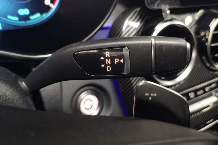 Used Mercedes-Benz C-Class 2021 C 260 Star Edition Gear Lever