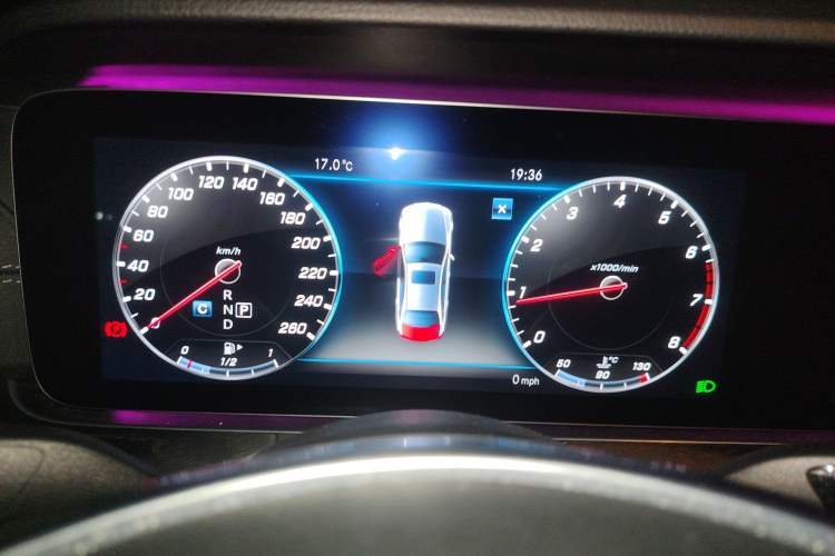 Used Mercedes-Benz E-Class 2017 E 300 L Sporty and Stylish Model