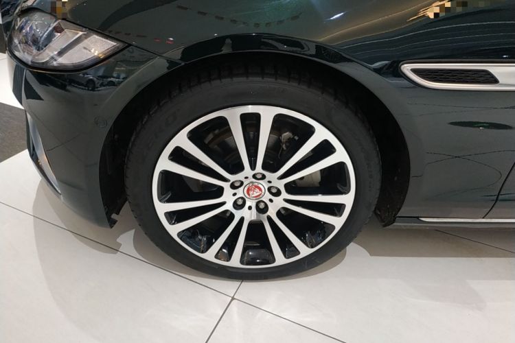 Used Jaguar XFL 2022 XFL 2.0T P250 Two-Wheel-Drive Prestige Luxury Edition
