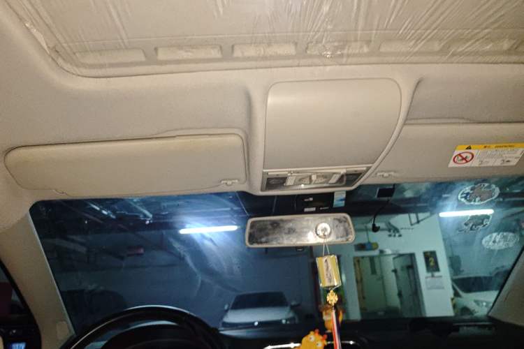 Used Volkswagen Polo 2016 1.6L Automatic Comfort Model
