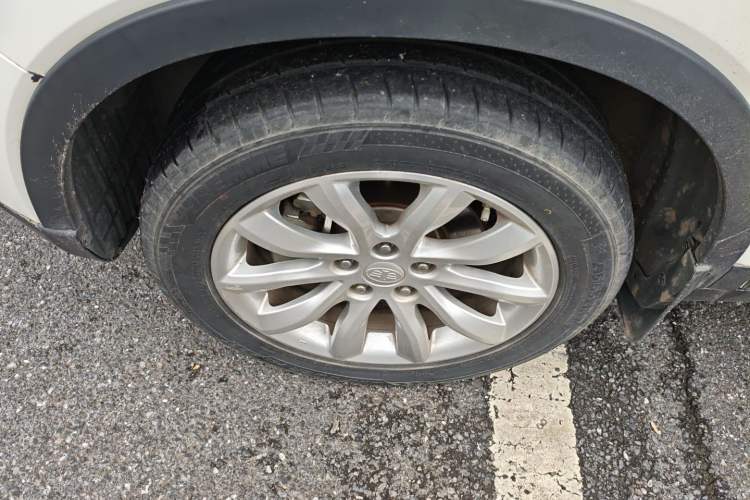 Used Bestune X40 2019 1.6L Manual Luxury Edition China VI Left Front Wheel Hub