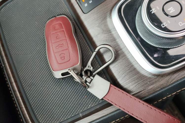 Used Ford Equator 2021 EcoBoost 225 Premier 6-Seater Vehicle Key