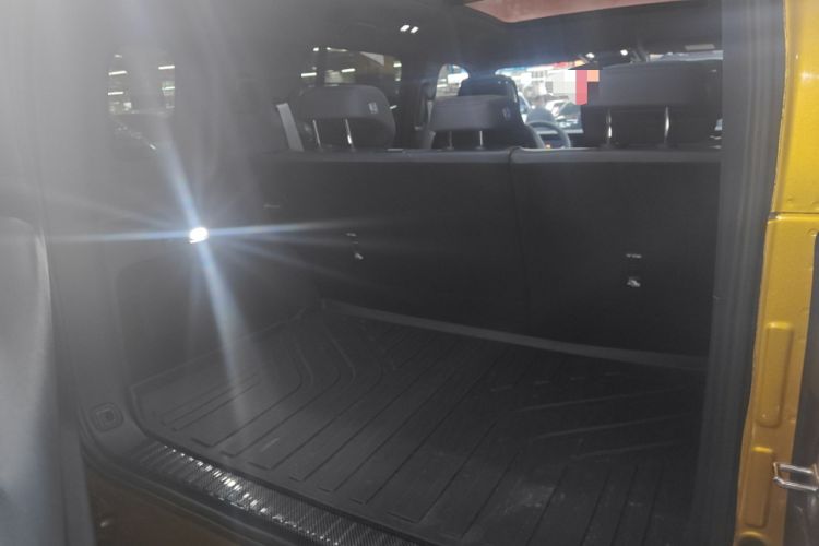 Used Formula Leopard Leopard 5 2023 Navigator Edition