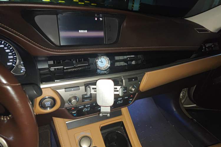 Used Lexus ES 2015 200 Elite Edition
