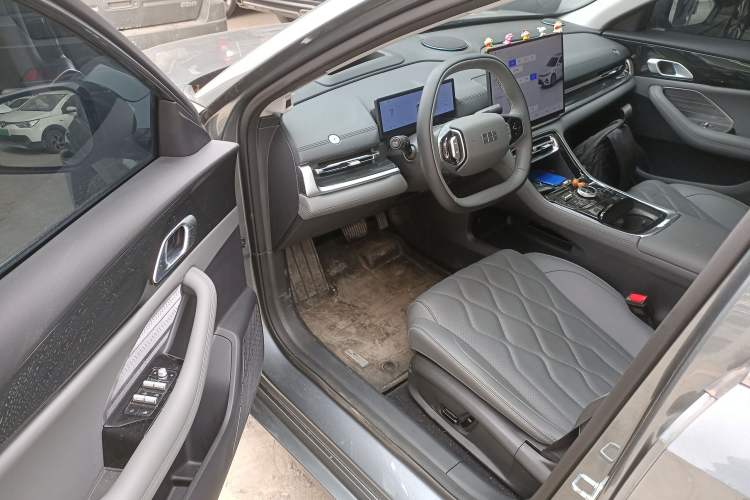 Used Geely Galaxy A7 2025 Model EM-i 150km Exploration+ Edition Interior 3