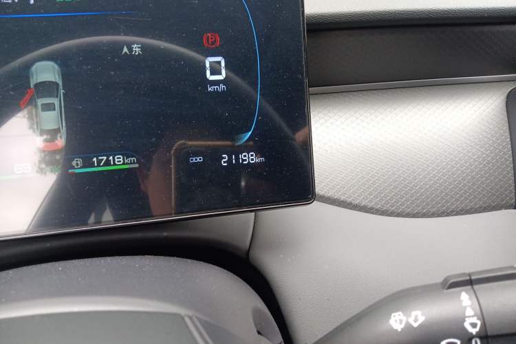 Used BYD Qin PLUS 2025 DM-i Smart Drive 55KM Leading Model Odometer Close Up