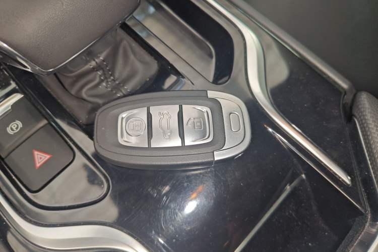 Used Hongqi E-QM5 2024 560km PLUS Vehicle Key