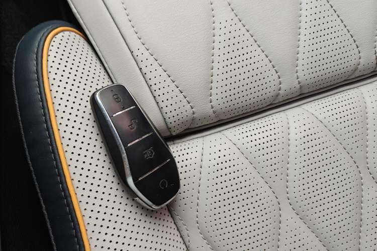 Used BYD Tang New Energy 2022 EV 635 km All-Wheel-Drive Flagship Model
