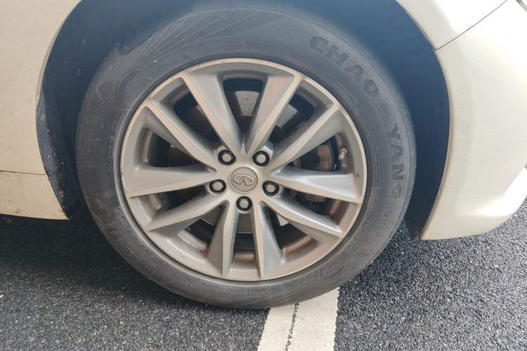 Used Infiniti Q50L 2016 2.0T Comfort Edition
