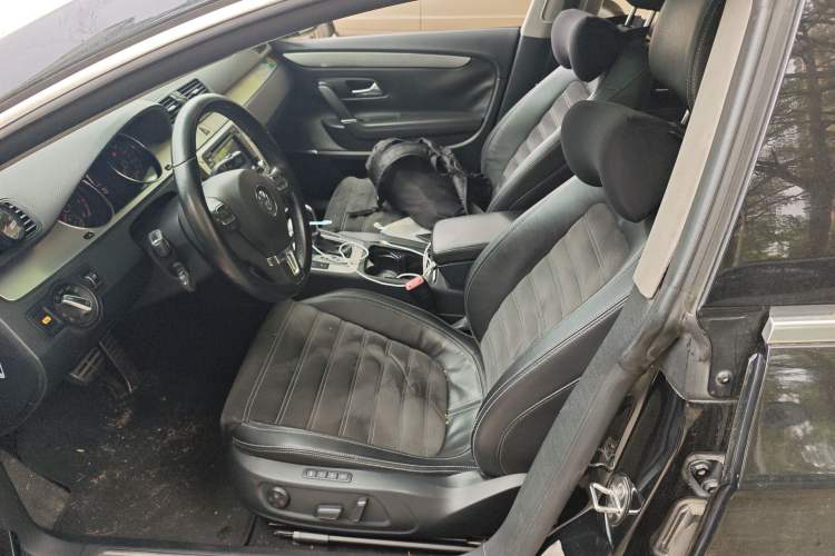 Used Volkswagen FAW-Volkswagen CC 2011 2.0 TSI Ultimate Edition